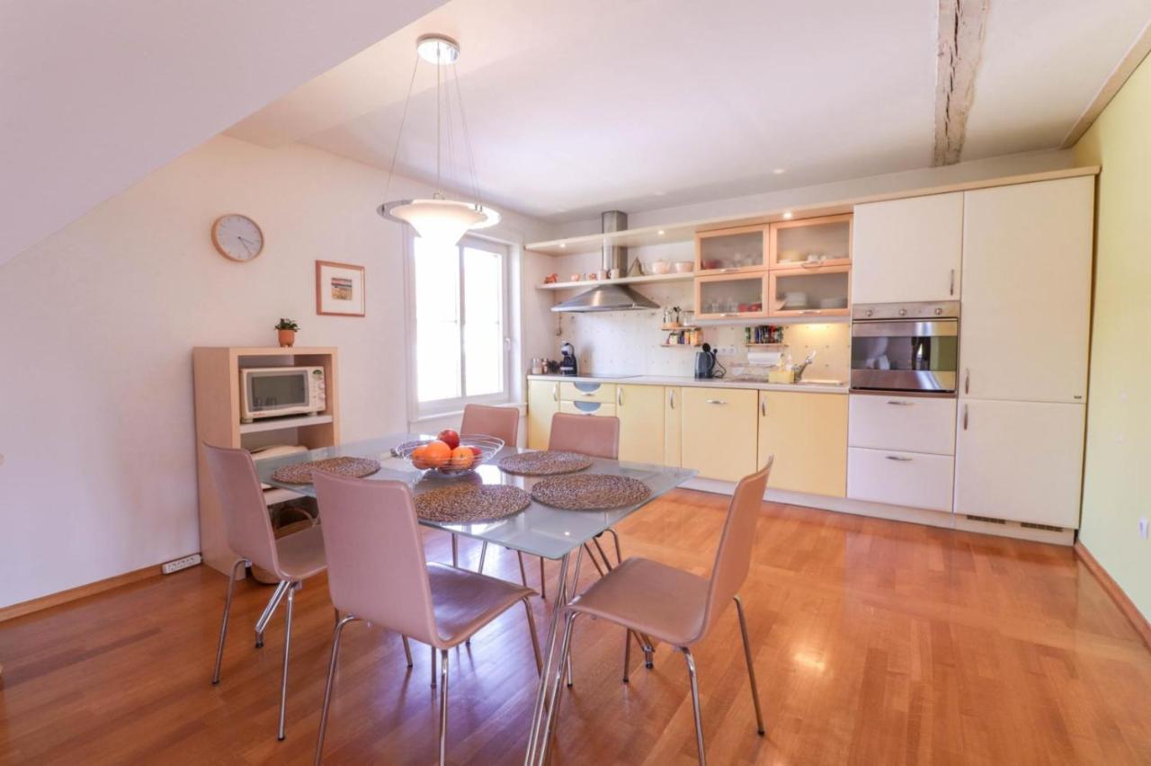 Apartment In The Heart Of Bled With Views Екстериор снимка